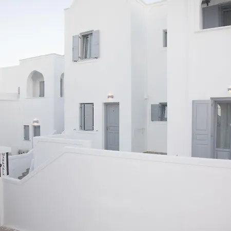 ماركاكيس استوديوز فيرا تاون