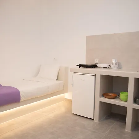 ماركاكيس استوديوز فيرا تاون