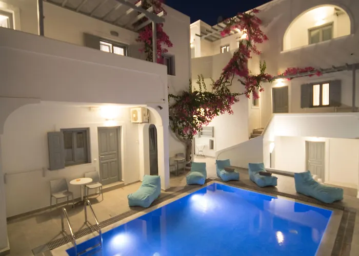 Markakis Town Apartmanhotel Fíra