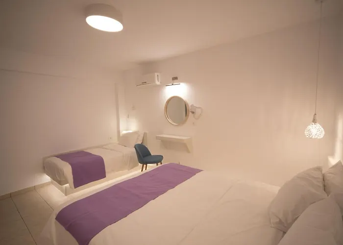 Markakis Town Apartmanhotel Fíra