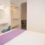 Markakis Town Aparthotel