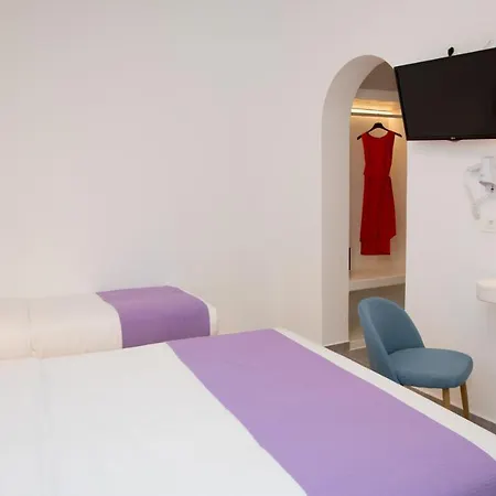 Markakis Town Aparthotel 4*