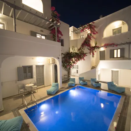 Markakis Town Aparthotel Fira (Santorini)