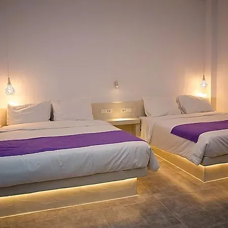 Markakis Town Aparthotel 4*