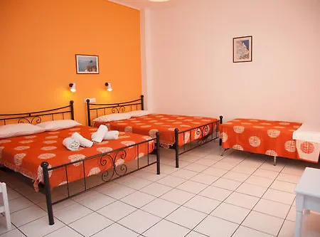 Markakis Town 4* Fira (Santorini)