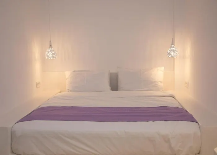 Markakis Town Apartahotel Fira (Santorini)