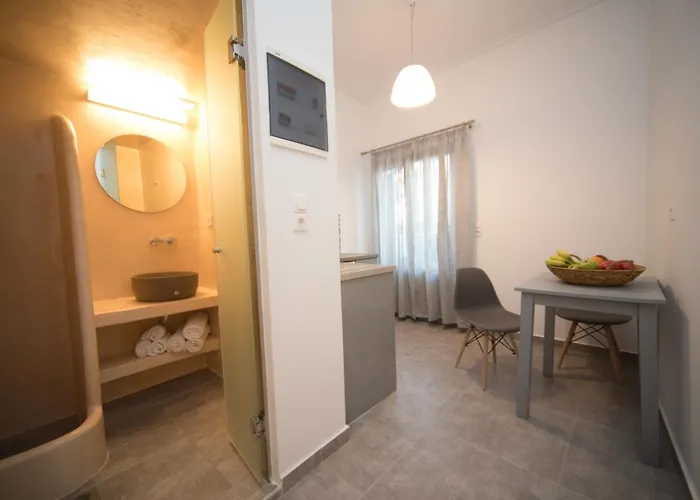 Markakis Town 4* Fira (Santorini)