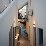 马卡提斯法拉小镇公寓酒店 公寓式酒店 4*