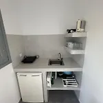 马卡提斯法拉小镇公寓酒店 公寓式酒店 4*