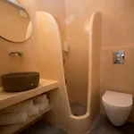Markakis Town Apart-hotel Fira (Santorini)