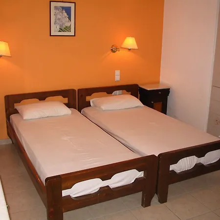 Markakis Town 4* Тира