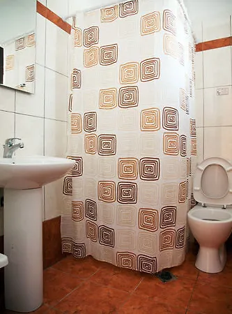 Markakis Town Тира