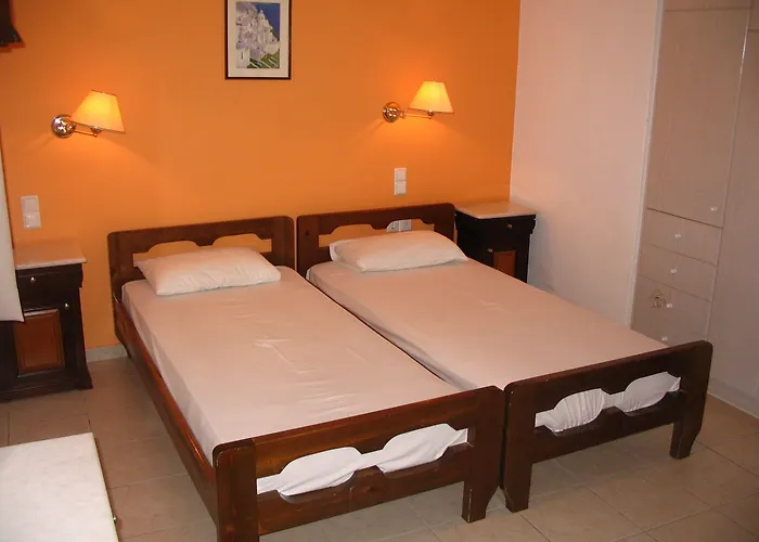 Markakis Town 4* Fira (Santorini)