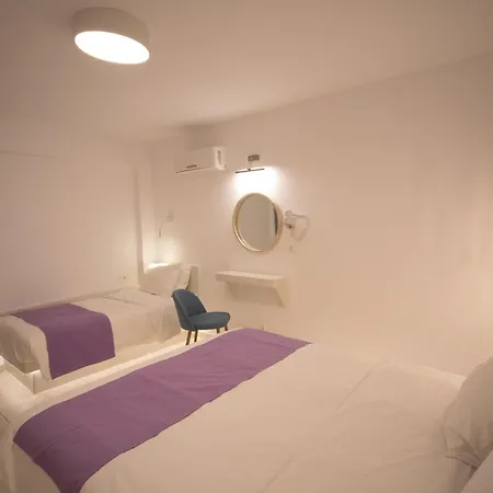 Markakis Town Apartmanhotel Fíra